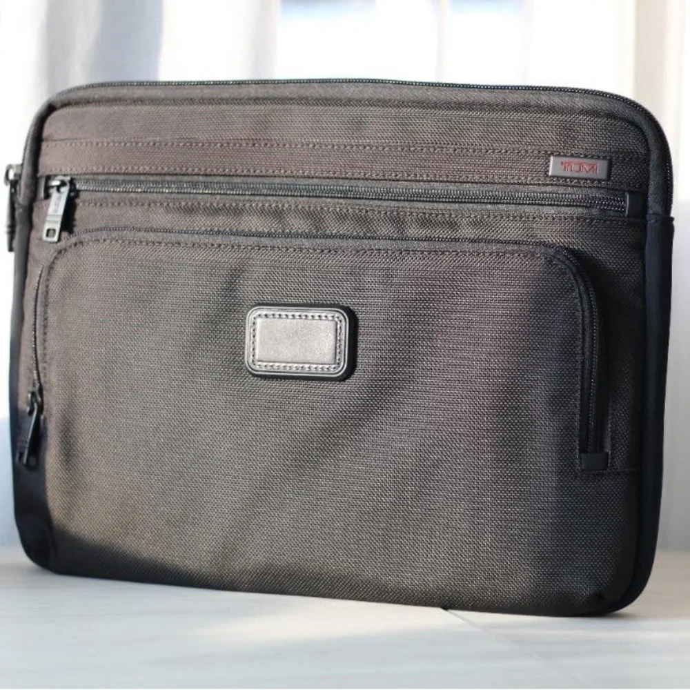 TUMI Carrying Case for 11” tablet Unisex in Black
